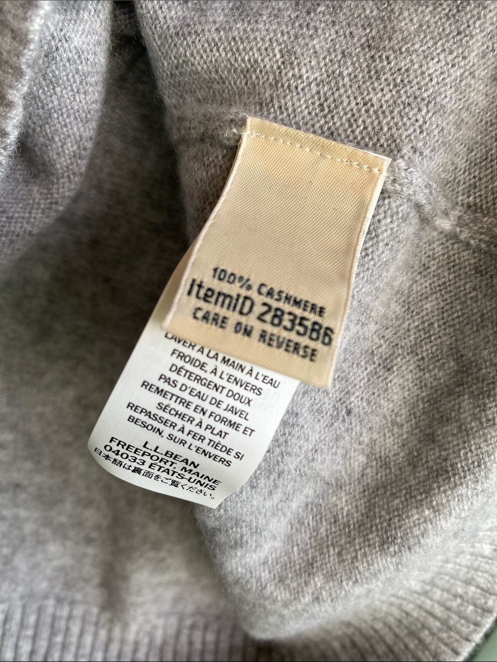 L.L. Bean đź’Ż% cashmere Light Gray Crewneck Sweater - Picture 3 of 5